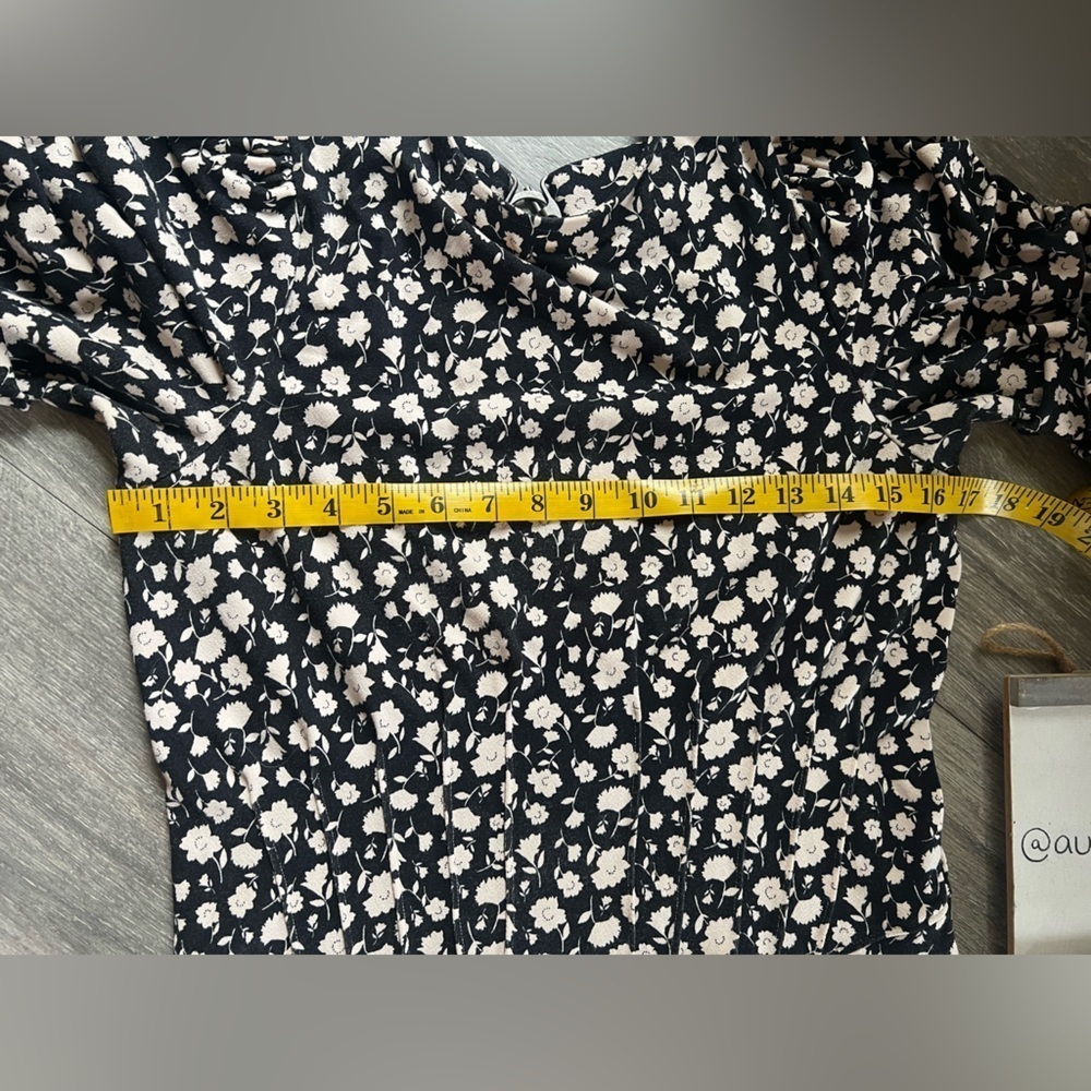 Free People Rosie Stretch Knit Floral Puff Sleeve Cutout Midi Dress. Size M - Picture 13 of 15